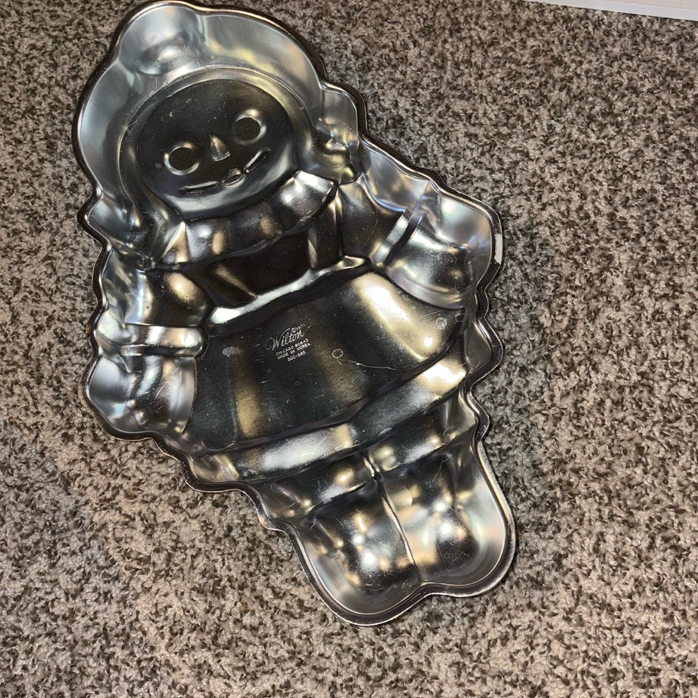 Wilton Raggedy Ann cake pan 1971 NWOT